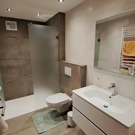 شقة Fichte By Interhome Oberwang